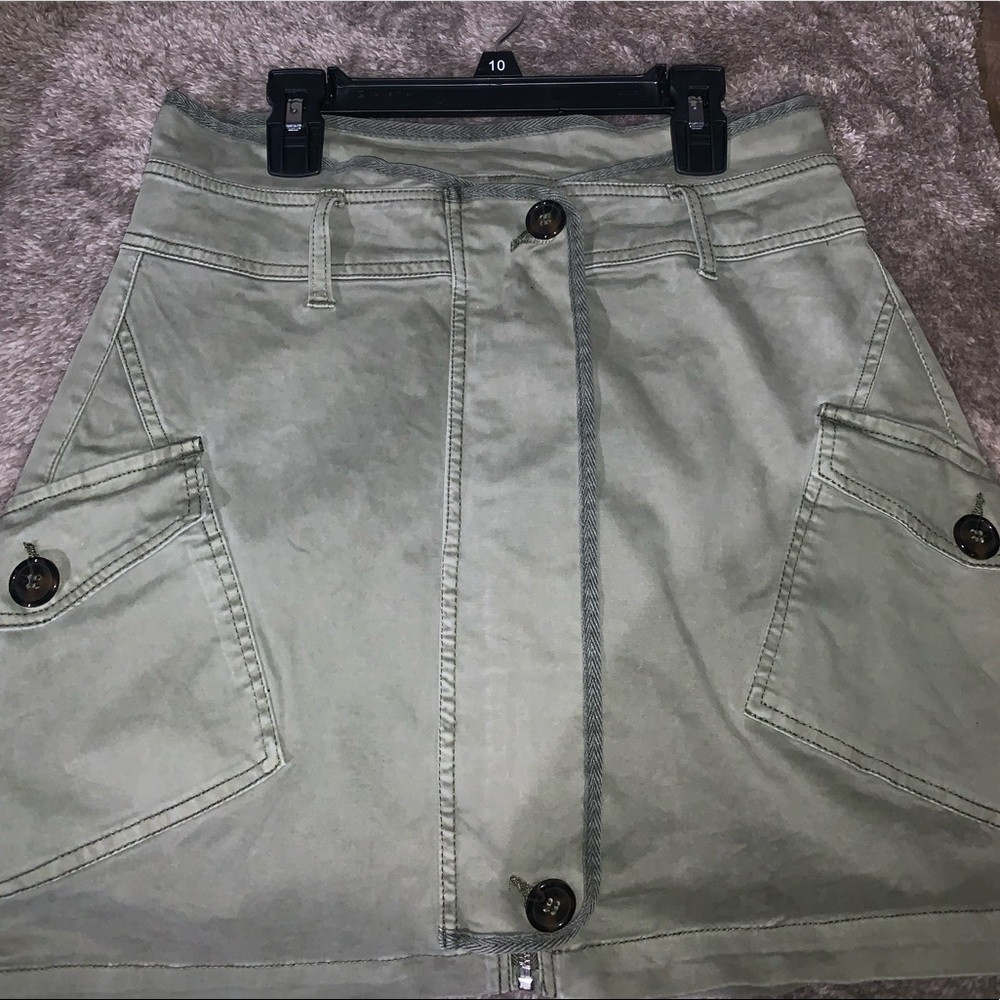 Avec Les Filles Green skirt
